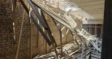 إزالة مخالفات بناء في هضبة الأهرام