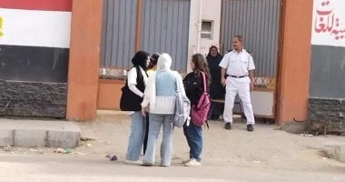 تحرير محضر لطالبة بتهمة تداول امتحان اللغة الإنجليزية