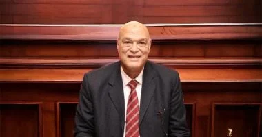 السيرة الذاتية للمستشار عبد الناصر أبو العزم