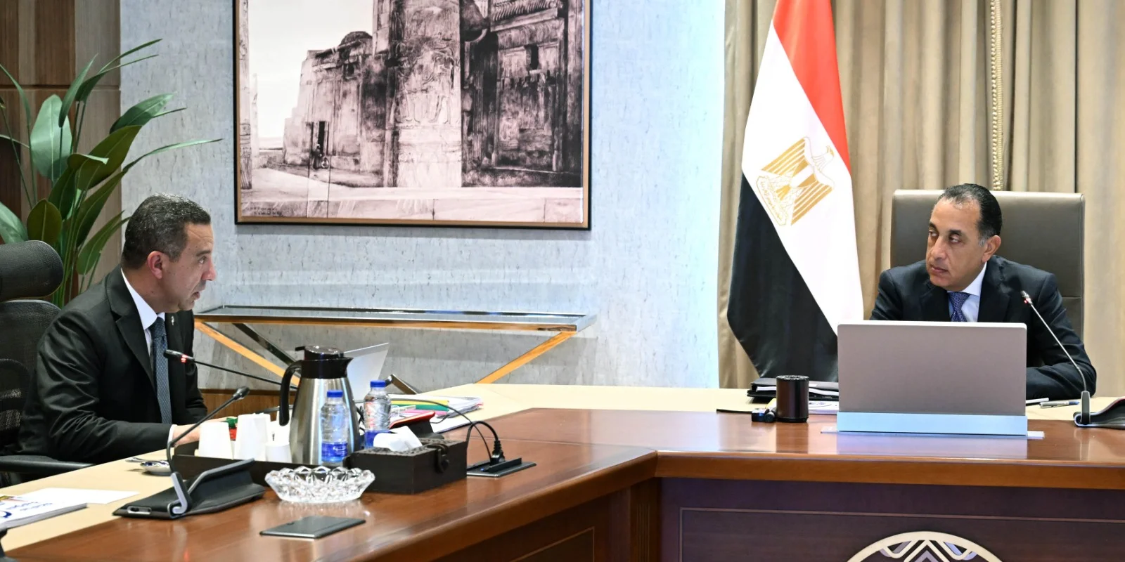 متابعة المشروعات التنموية والخدمية في المنوفية