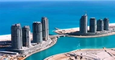 العلمين الجديدة تدعم النقل الأخضر بمحطات شحن كهربائية