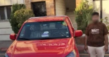 ضبط شخصين بتهمة الاستعراض بالسيارات في أسوان