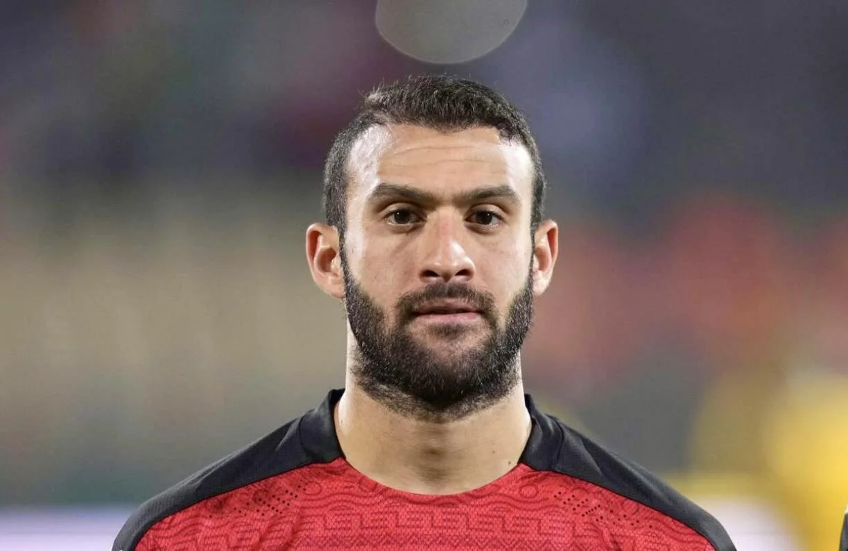 الأهلي يهتم بالعائدين من الإعارات على يد عموتة