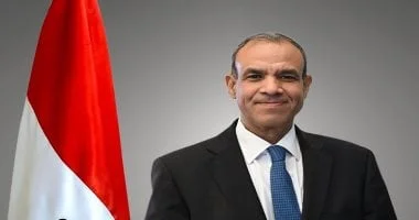وزير الخارجية يتابع سير العمل بقطاع التعاون الدولي