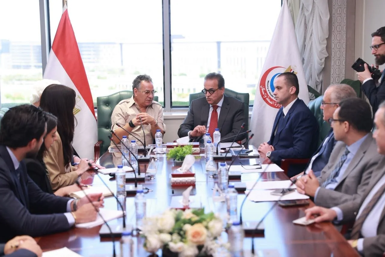 وزير الصحة يبحث مع سان دوناتو معدلات تنفيذ مستشفى هليوبوليس