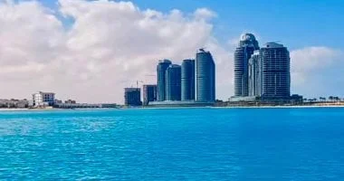نجاح مصر في الترويج للسياحة الشاطئية والعلمين