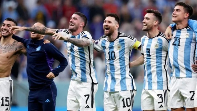 الأرجنتين تتصدر وتصنيف تاريخي للمغرب في كرة القدم