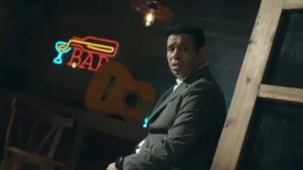 محمود الليثي يحتفل بعيد ميلاده بكليب "الحقوني"