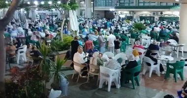 إقبال جماهيري كبير بالإسكندرية لمشاهدة كأس العالم