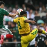 أول بطاقة حمراء في مونديال 2026 لصالح المكسيك