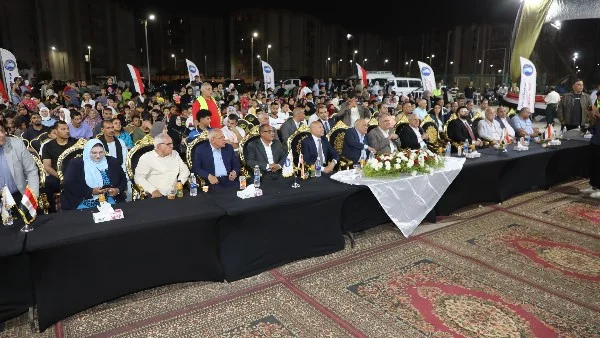 شاشات عملاقة لمشاهدة مباريات مصر بكأس العالم في القاهرة