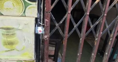 غلق أنشطة تجارية غير مرخصة في حي العجوزة