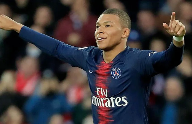 جدل حول مركز مبابي مع منتخب فرنسا