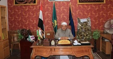 تهنئة رئيس منطقة القليوبية الأزهرية للطلاب المتفوقين