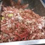 ضبط لحوم ومنتجات غذائية منتهية الصلاحية في قنا