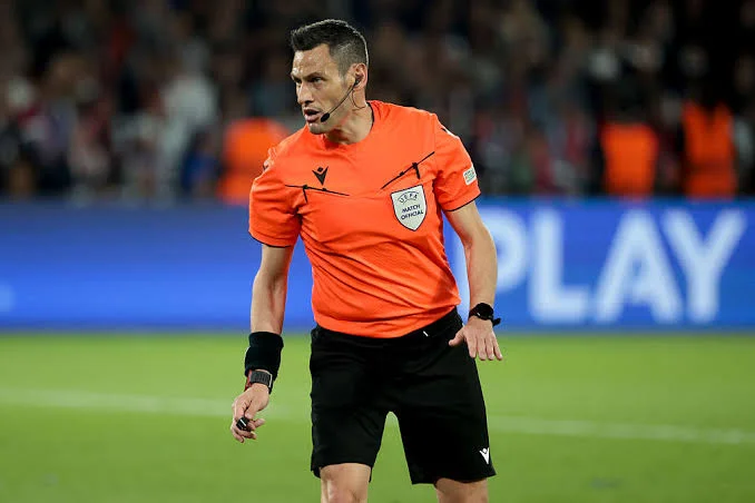 مارياني الإيطالي حكمًا لمباراة السعودية وأوروجواي