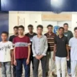 ضبط 12 طالبًا بسوهاج قاموا بتكسير مقاعد المدرسة