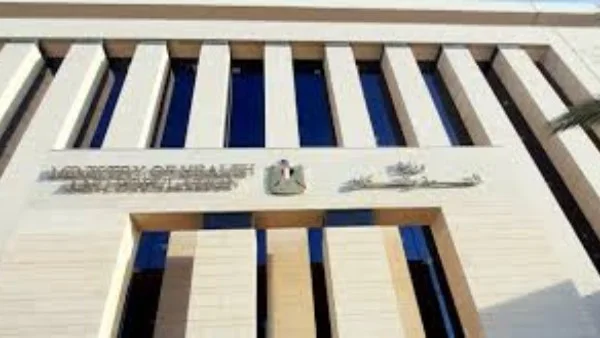 انتحال صفة الطبيب تهديد لصحة المواطنين