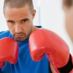 والدة بطل الملاكمة تروي اللحظات الأخيرة من حياته