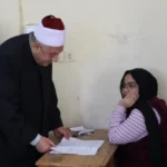 طلاب الثانوية الأزهرية يستعدون لاختبار الفيزياء غدًا