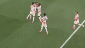 أمريكا تتفوق على باراجواي في كأس العالم وسط حضور جماهيري كبير