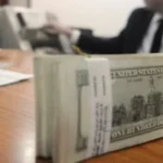 الدولار يستقر أمام الجنيه المصري في السوق المصرفي