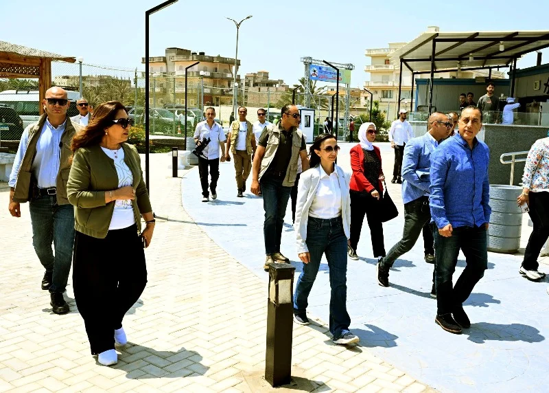 زيارة رئيس الوزراء لمشروعات البحيرة التنموية