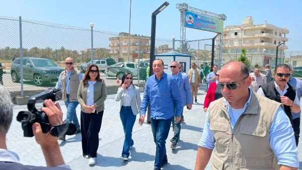 تفقد رئيس الوزراء لمشروعات البحيرة التنموية