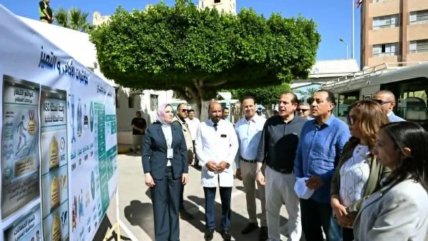 مدبولي يتفقد مستشفى رشيد المركزي في البحيرة