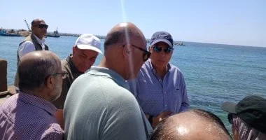 وزير الري يتفقد أعمال حماية الشواطئ بالإسكندرية