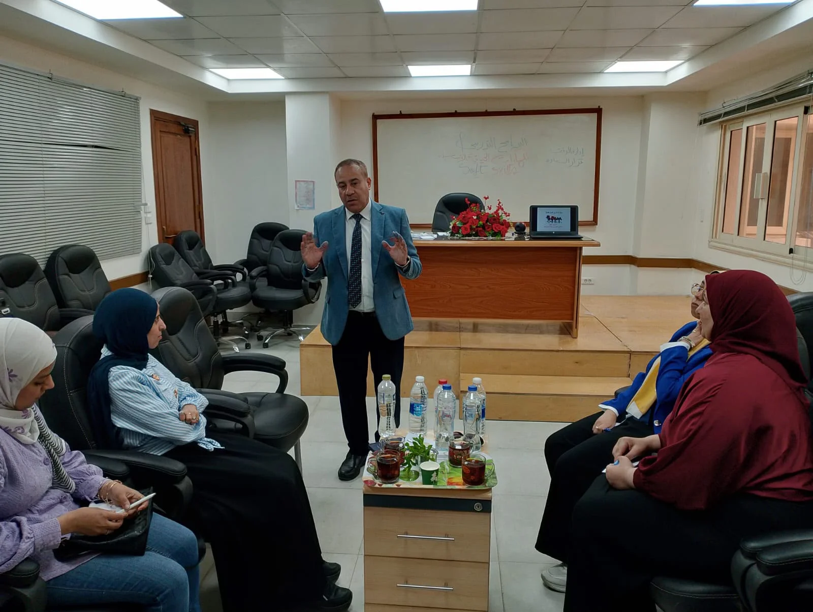 تدريب مكثف لموظفي مركز خدمات طوسون بالإسكندرية