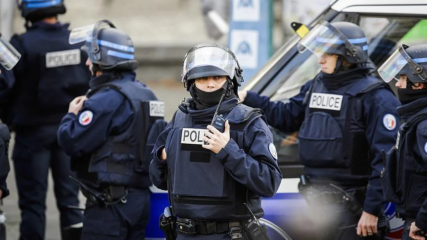 وفاة دركي فرنسي في حادث أثناء تأمين قمة السبع