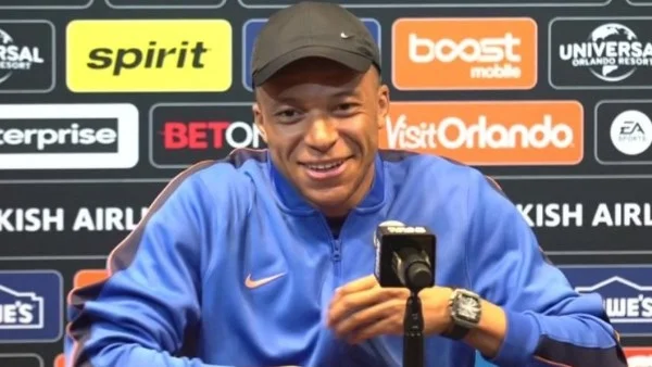 كونيه: مبابي يريد الفوز بكأس العالم