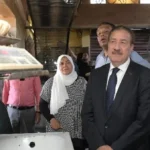 محافظ بورسعيد يتفقد جودة إنتاج الخبز في مخبز الحرية