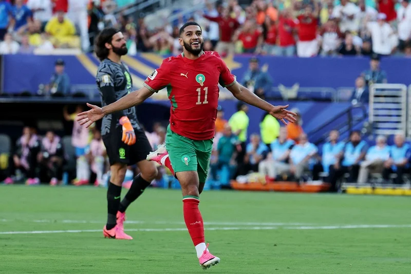 صيباري أول عربي يسجل في شباك البرازيل بالمونديال