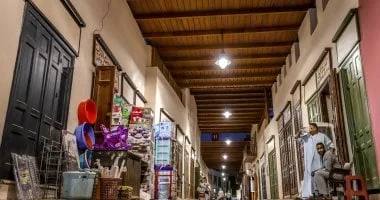 عودة الحياة إلى سوق قيسارية إسنا