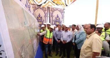 القطار السريع يربط الصعيد بالقاهرة والإسكندرية