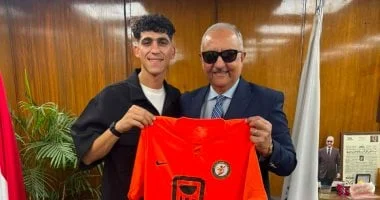 البنك الأهلي يتعاقد مع علي حمدي لثلاثة مواسم