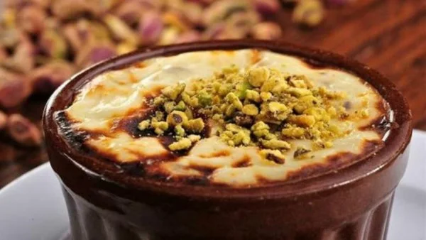 طريقة عمل أم علي بأسهل الخطوات