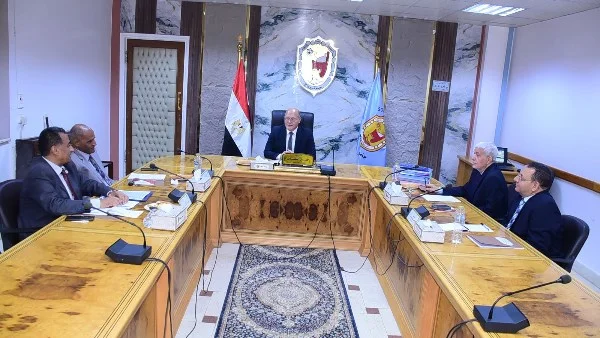لجنة لاختيار عميد كلية الزراعة بجامعة سوهاج