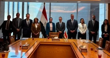 تعزيز التعاون بين مصر والبنك الأوروبي للتنمية