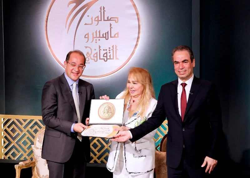 منح وسام ماسبيرو لنجوم الإعلام بحضور وزير المالية