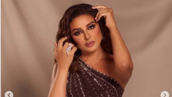 أنغام تتألق في حفل البحرين بإطلالة راقية