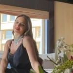 نيللي كريم تتألق على ضفاف النيل وتروج لفيلمها الجديد