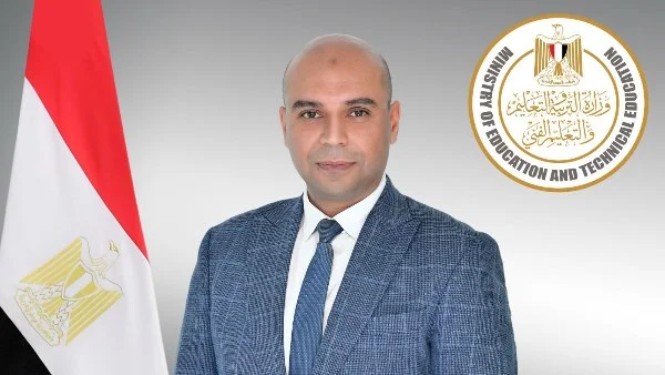 نفي استغناء التعليم عن المعلمين بعد مد خدمتهم