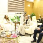 استقبال محافظ الوادي الجديد لوفد مركز المعلومات