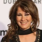 آثار الحكيم: اعتزالي الفن كان بإرادتي وليس بسبب خلافات