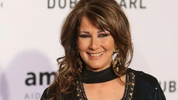 آثار الحكيم: اعتزالي الفن كان بإرادتي وليس بسبب خلافات