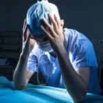 استغاثة إنسانية بعد خطأ طبي يهدد مستقبل شابة