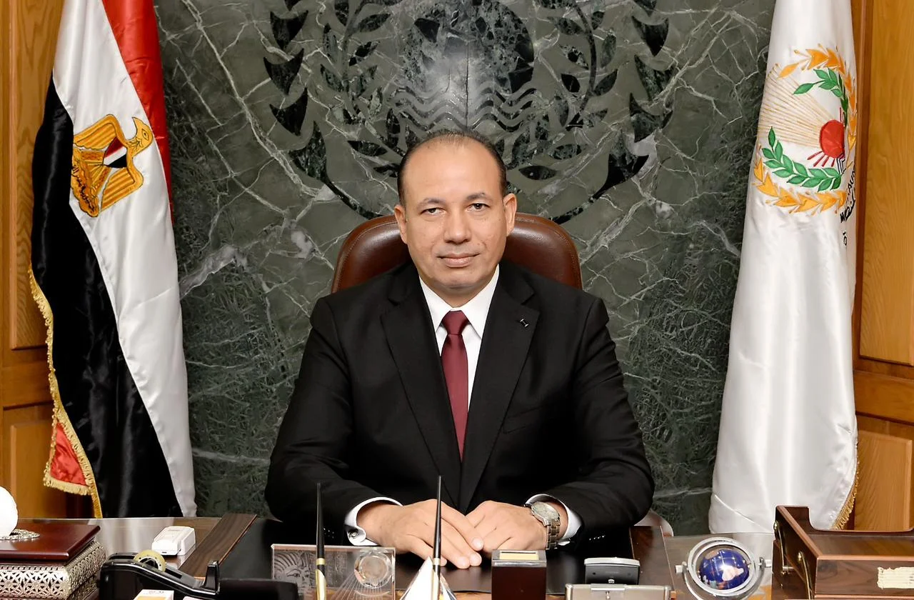 استراتيجيات التنمية البشرية لمستقبل الوظائف الذكية